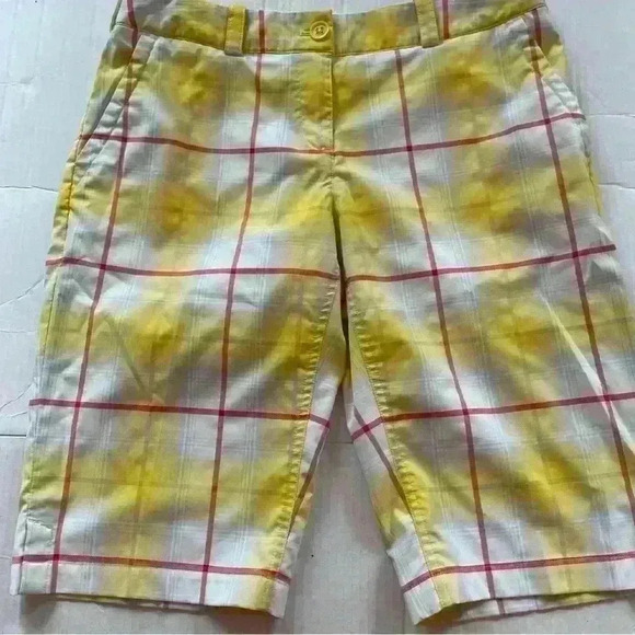 Nike Golf Short Womens 8 Yellow Plaid Polyester Tour Dri Fit Performance Bermuda - Picture 1 of 3